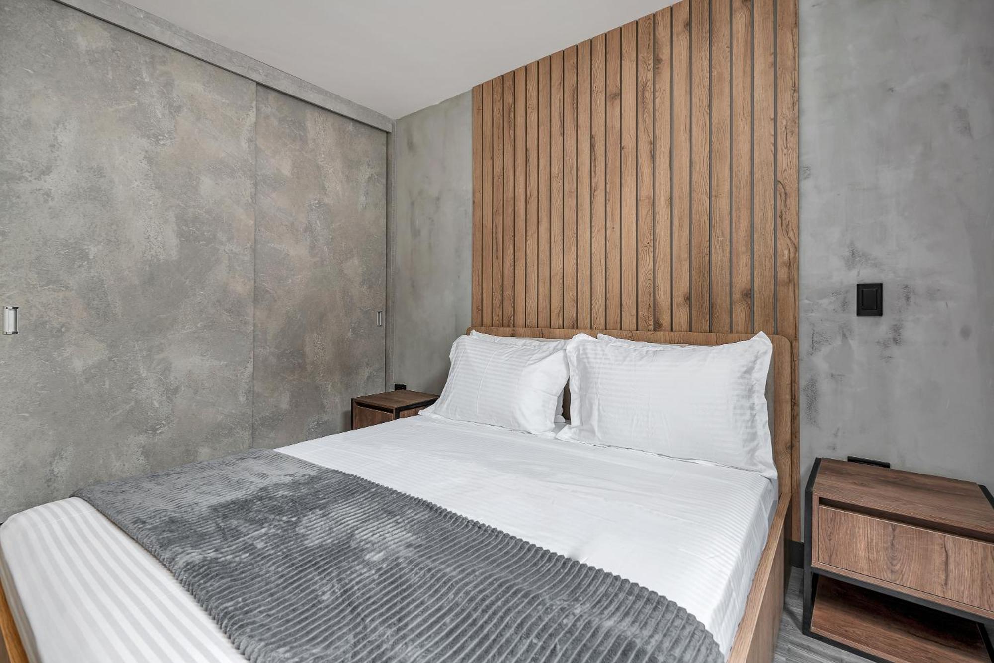Apartamentos Housy Laureles Меделин Екстериор снимка